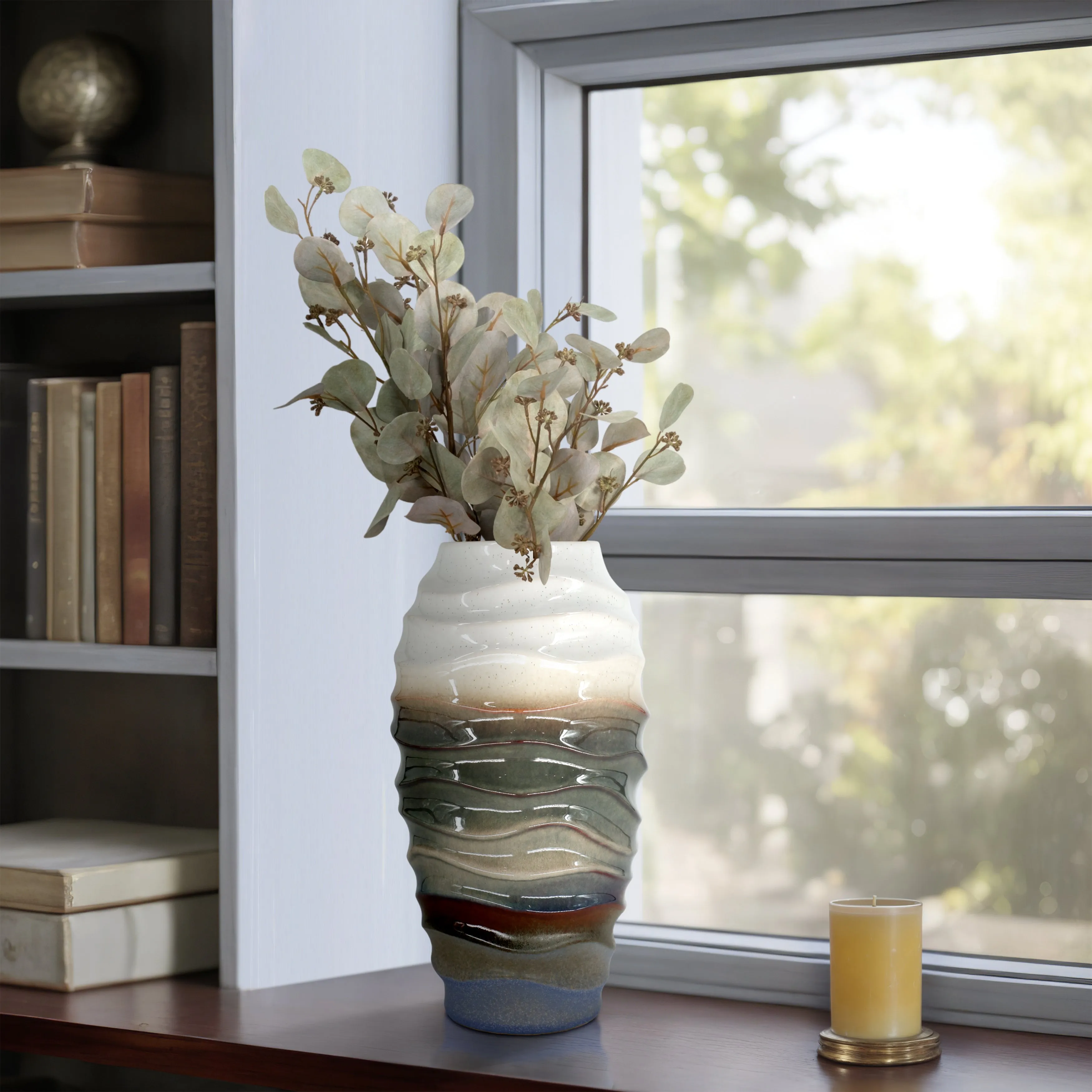 15" Cordoba Small Cream Vase