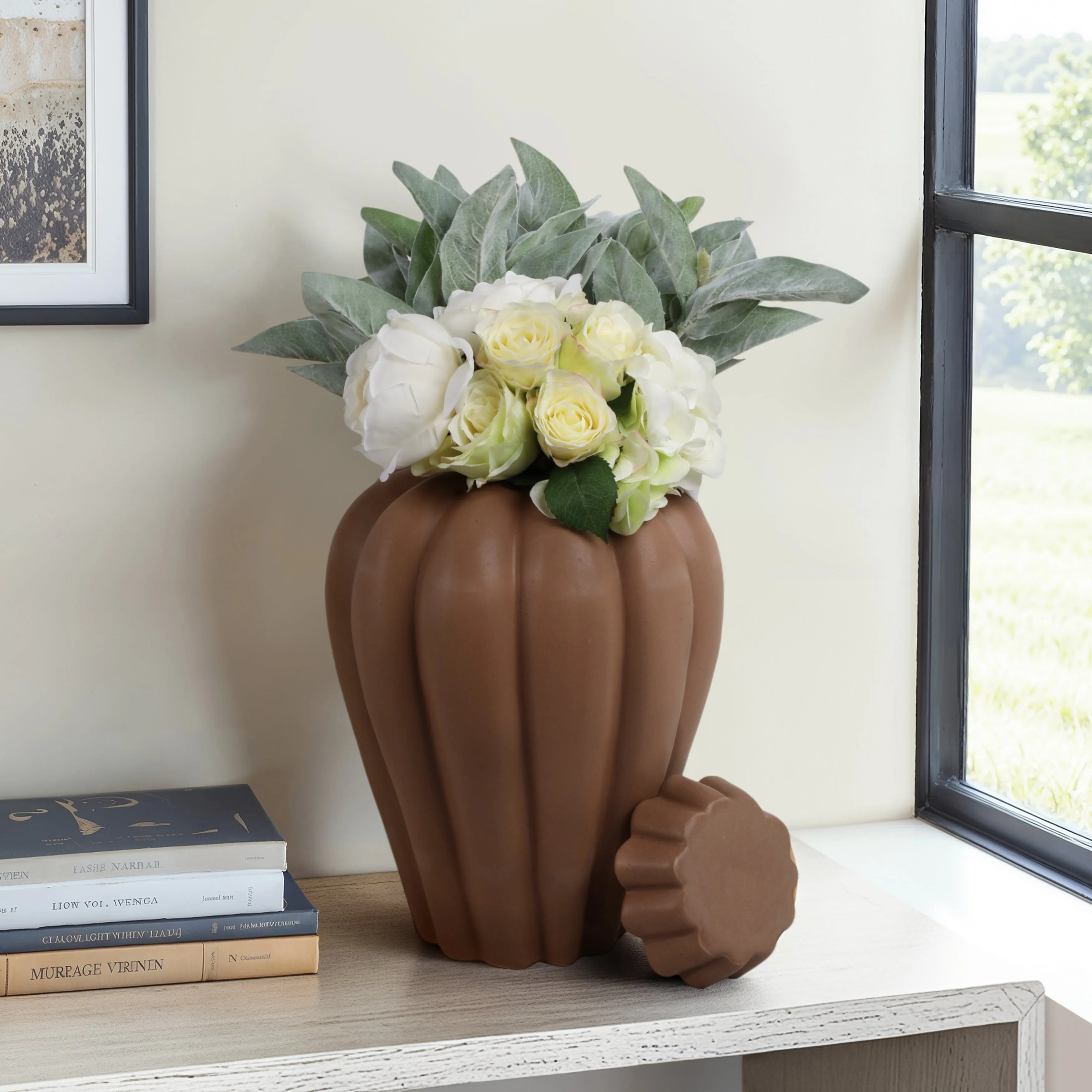 15" Tukwila Medium Lidded Jar