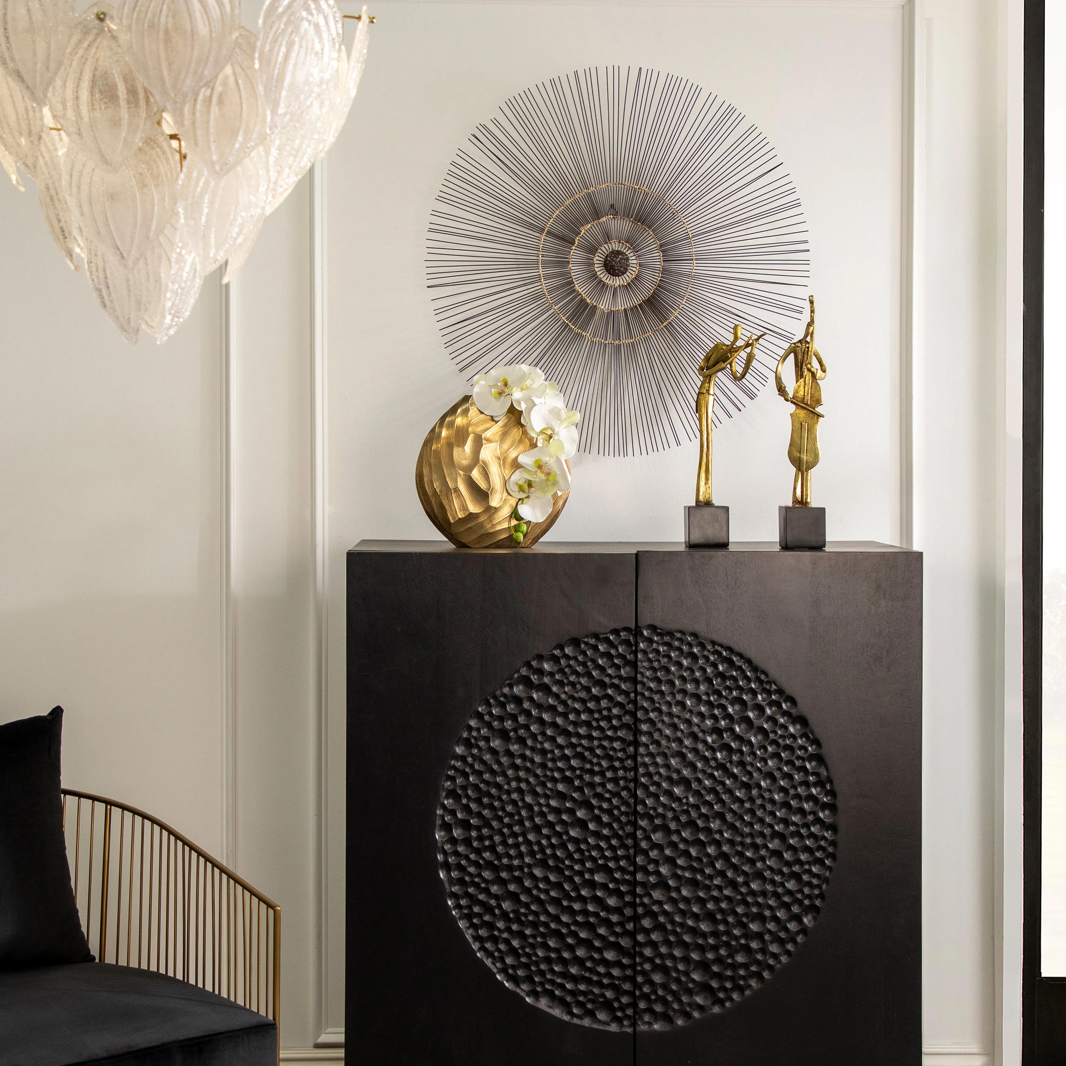 ALUMINUM 11"H HAMMERED VASE, CHAMPAGNE