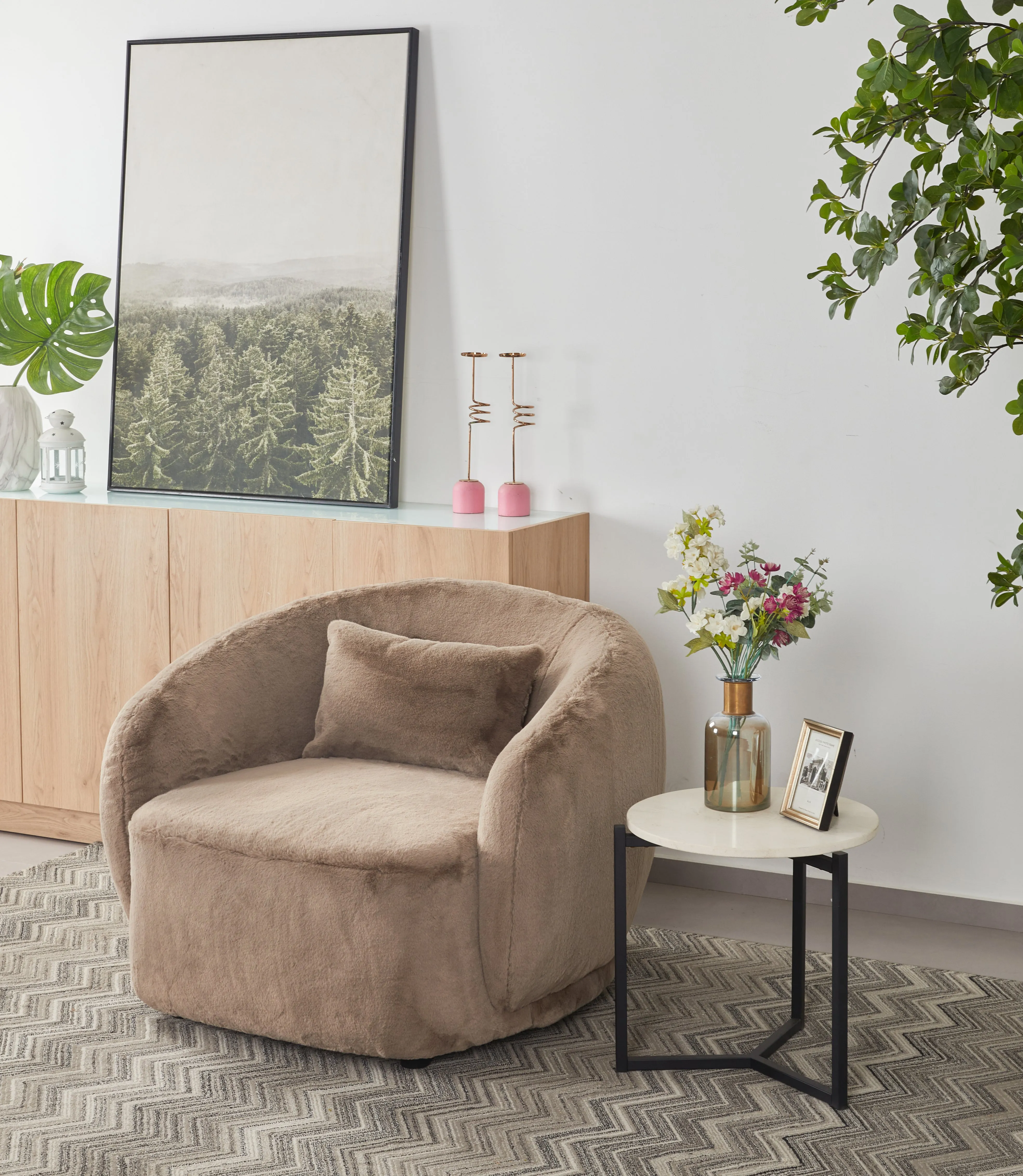 Barcelona brown Accent Chair   (102CM)