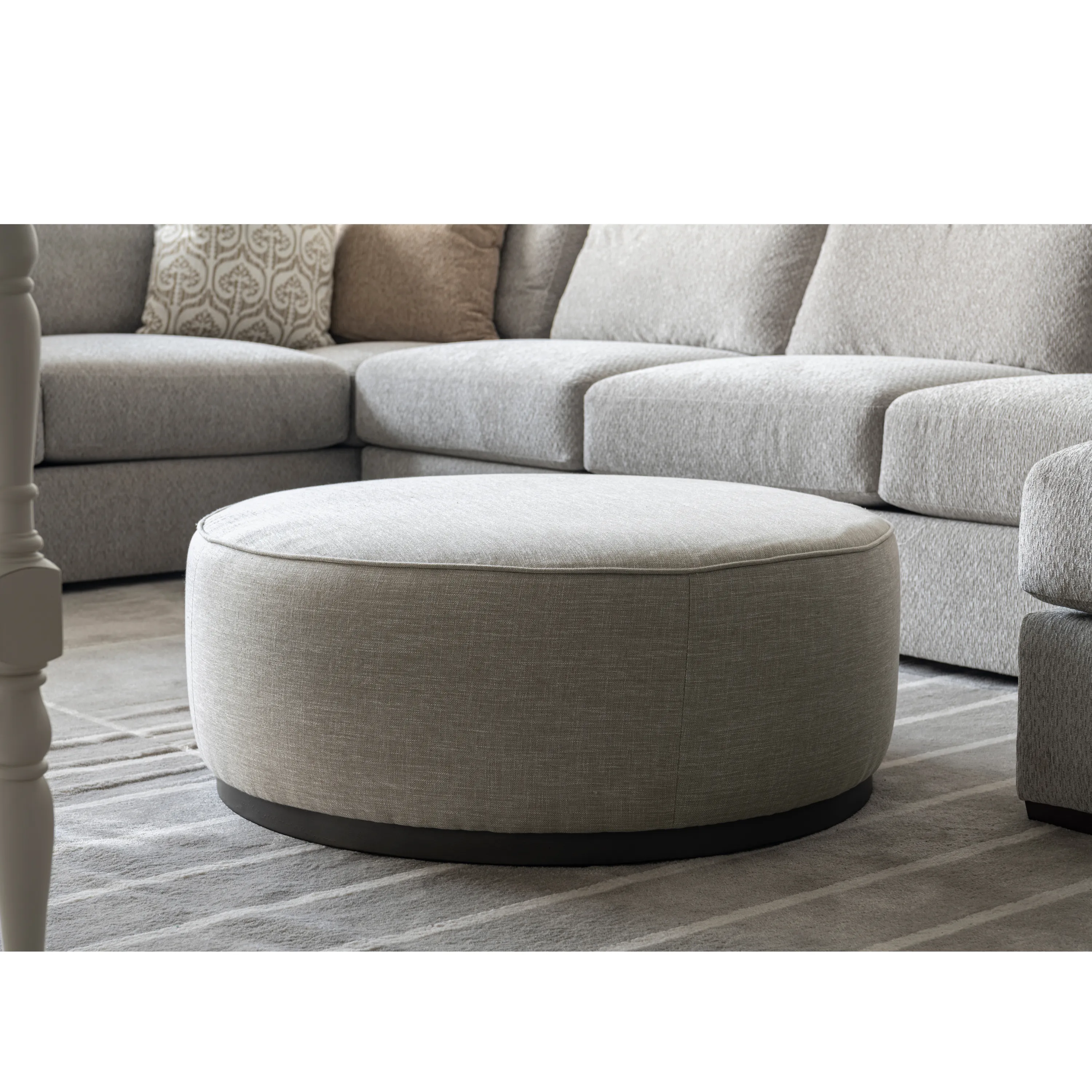Beige Linen Ottoman W91xH36cm