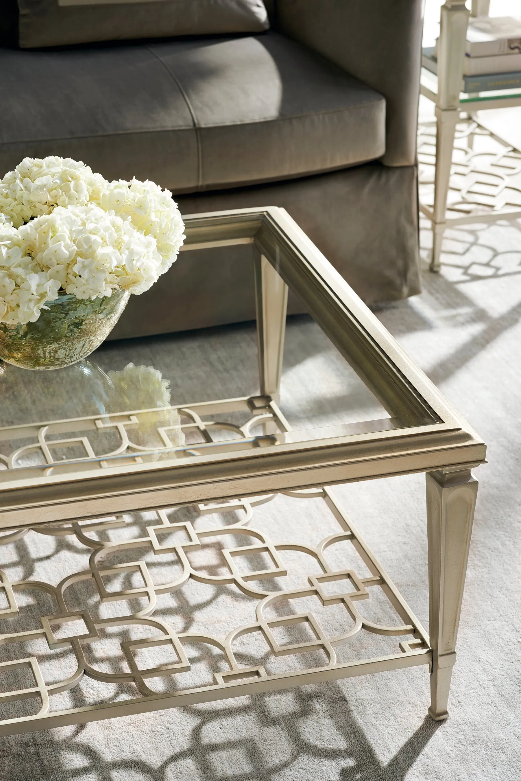 Caracole Classic - Sociables Table