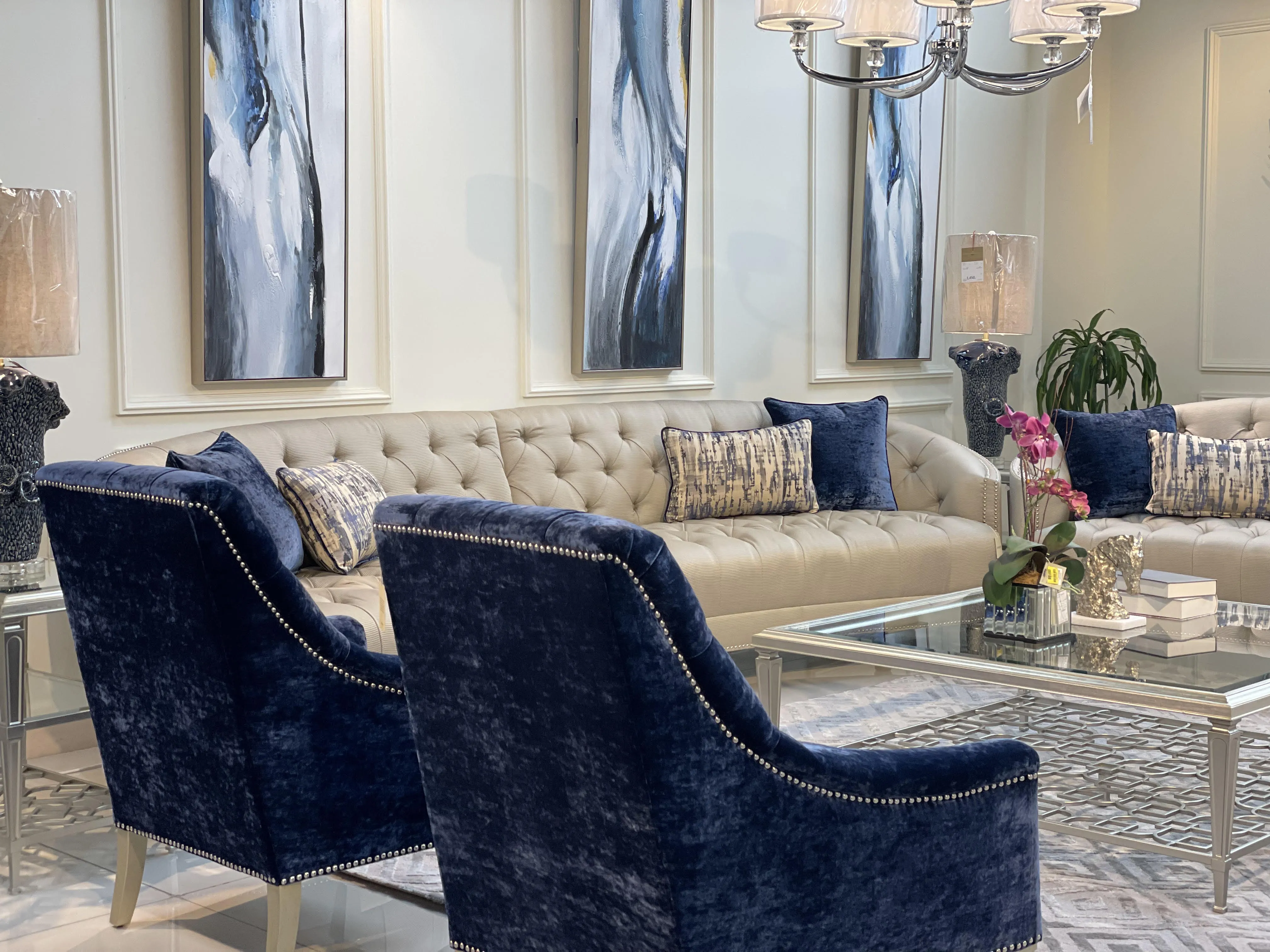 Classic Elegance -Tufted Chair (Dark Blue)