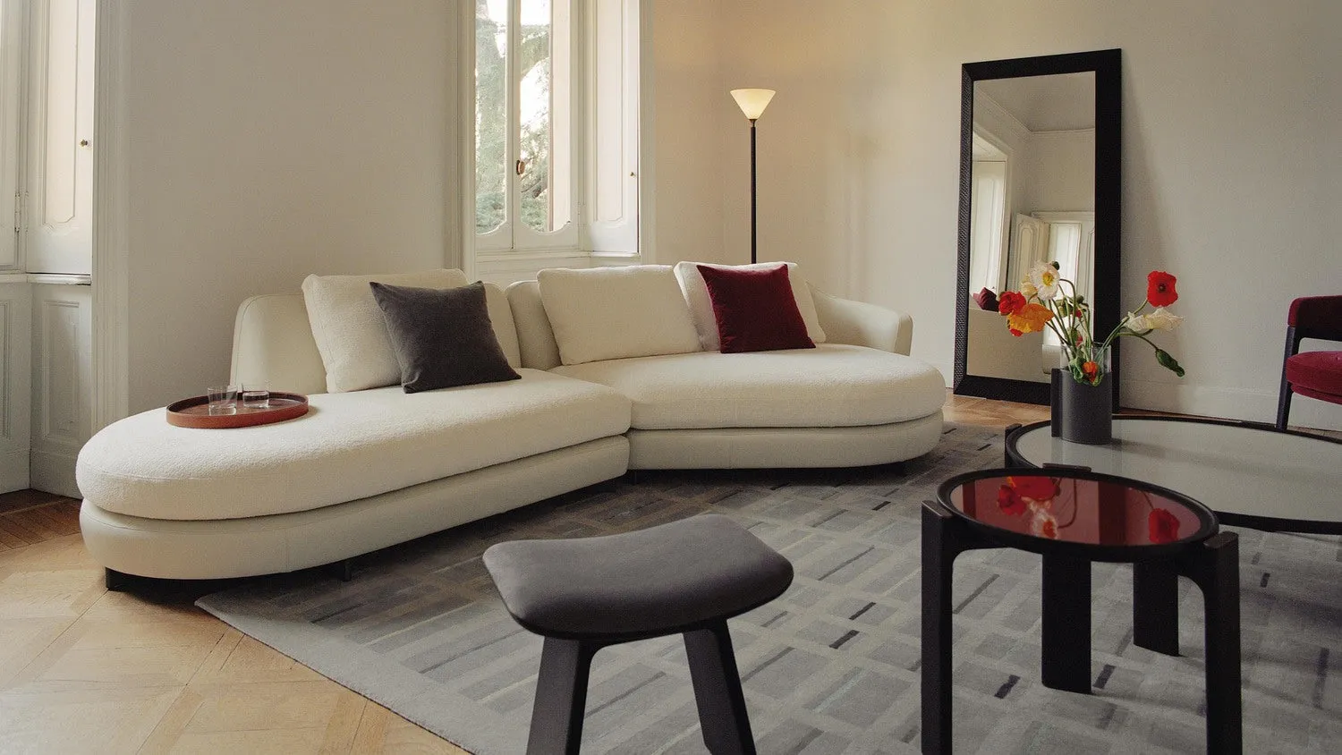 Duo Curved Terminal Armchair w. Bench
