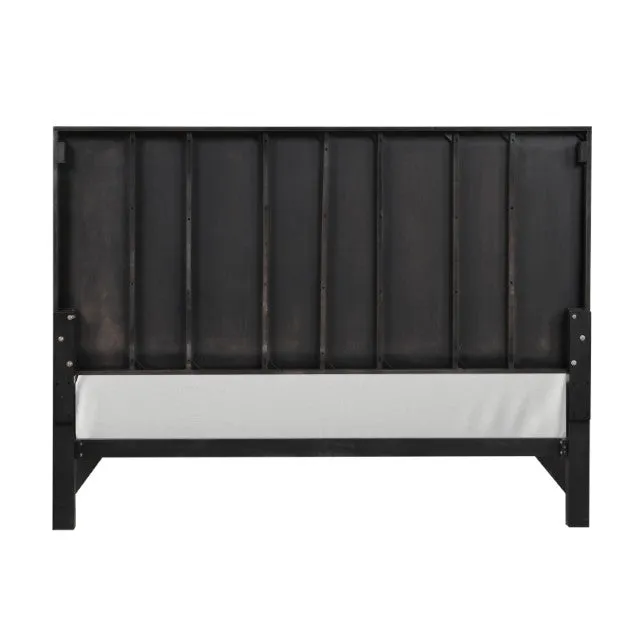 Goldsberg Queen Bed