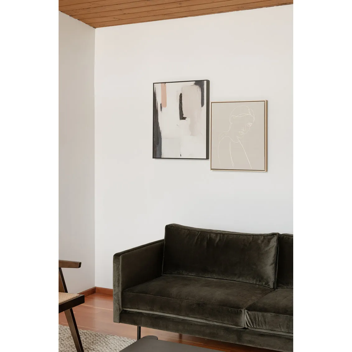 **Line Wall Dcor