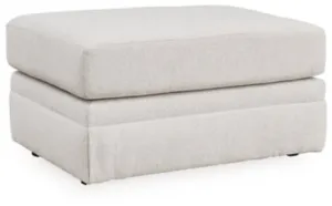Maitelynn Ottoman