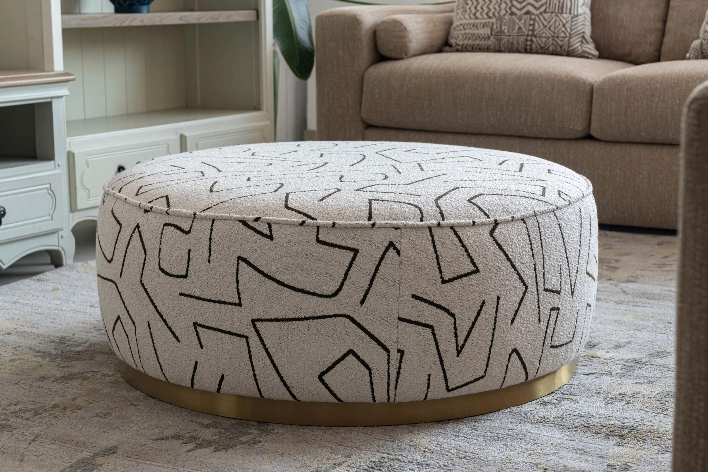 Pattern White Boucle Ottoman W91xH36cm